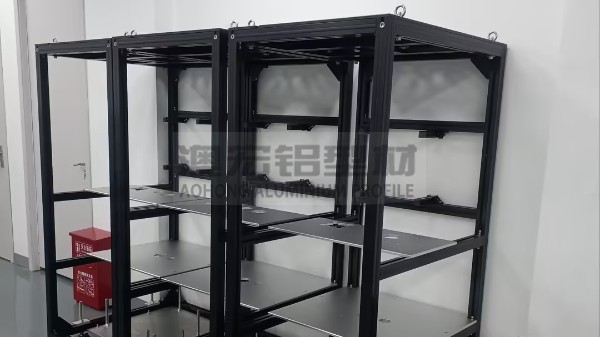 定制化鋁型材電子元器件框架交付現(xiàn)場實(shí)錄